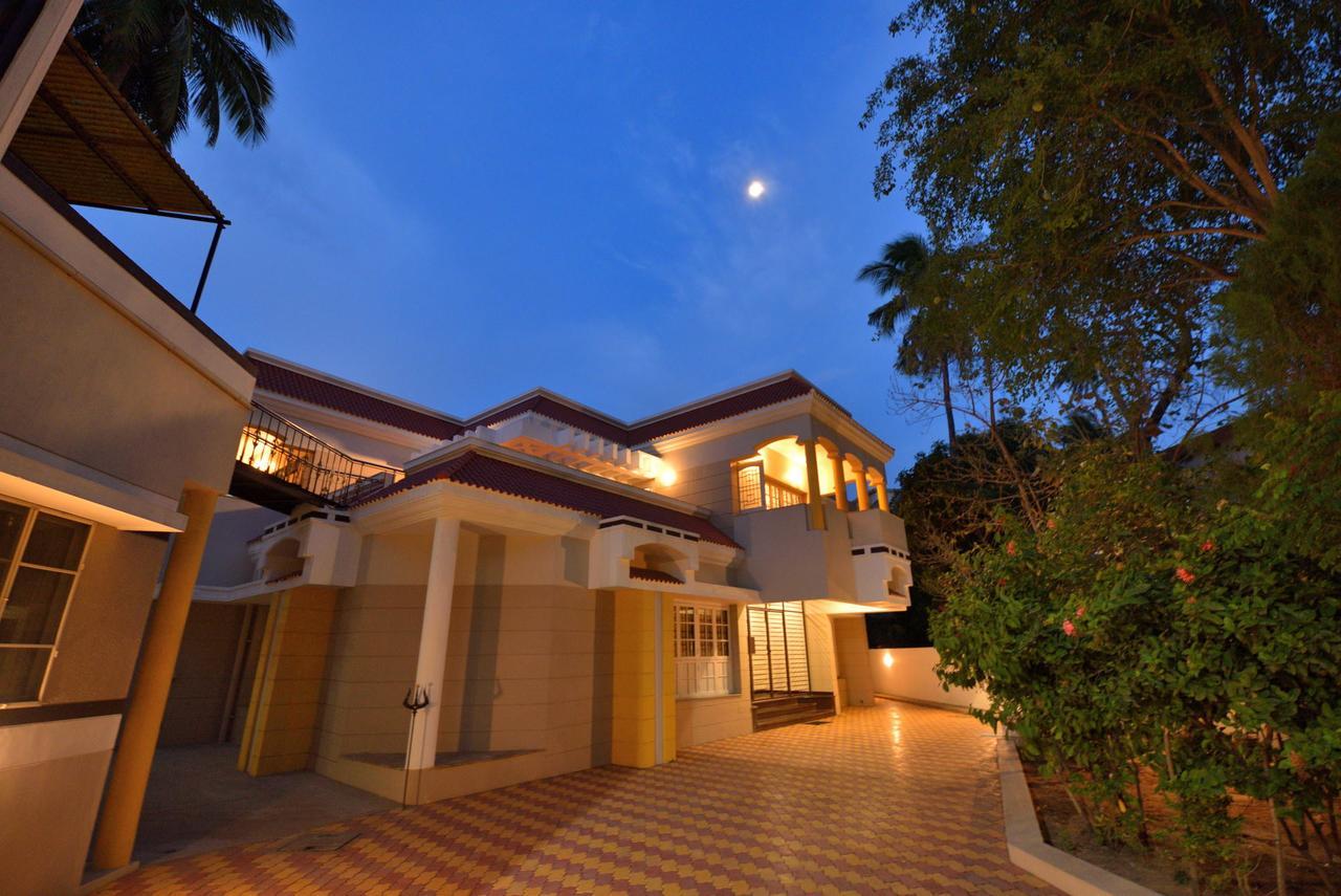 Sri Ranga Krupa Hotel Tiruchirappalli Екстериор снимка