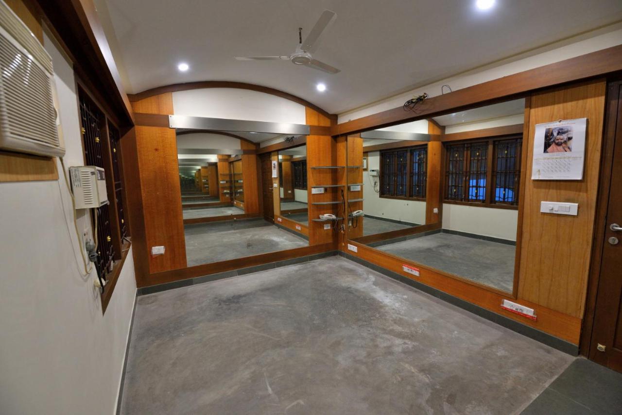 Sri Ranga Krupa Hotel Tiruchirappalli Екстериор снимка
