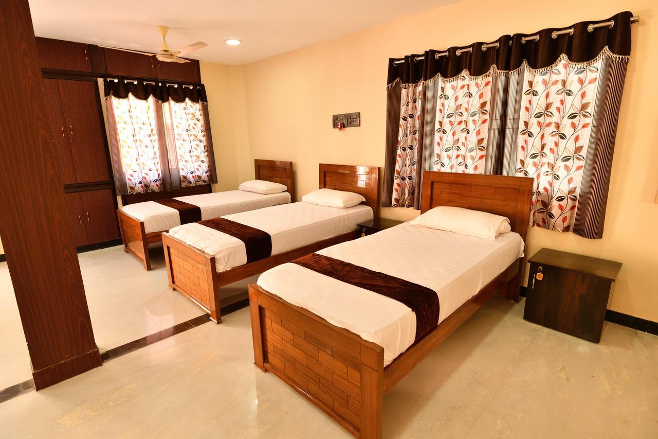 Sri Ranga Krupa Hotel Tiruchirappalli Екстериор снимка